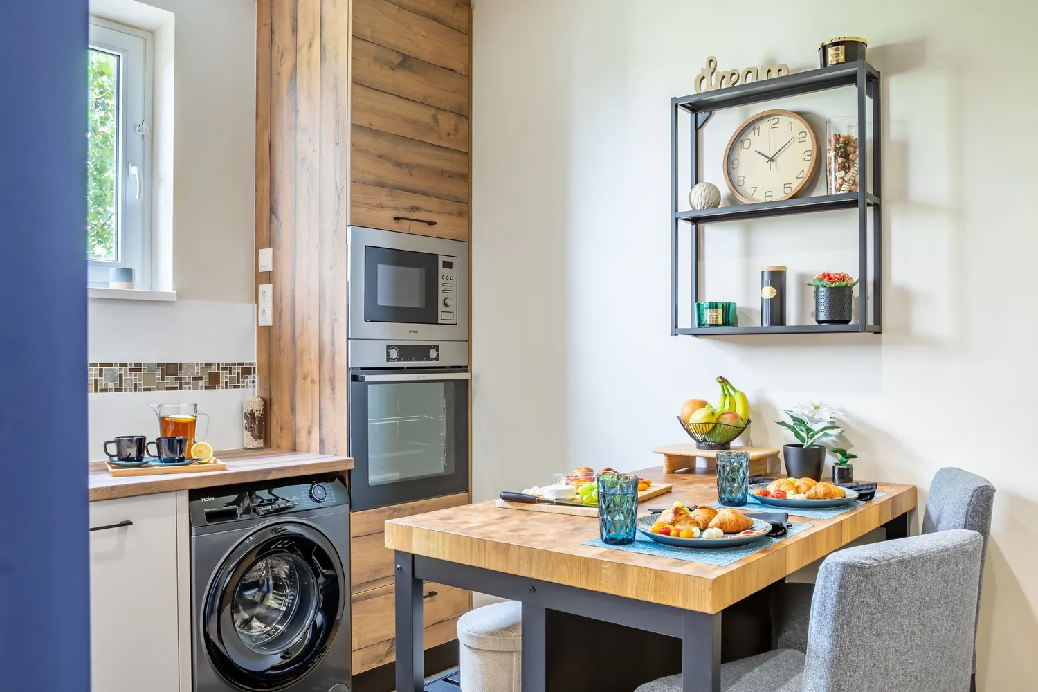 XVIII. kerület – Lakatos út referencia